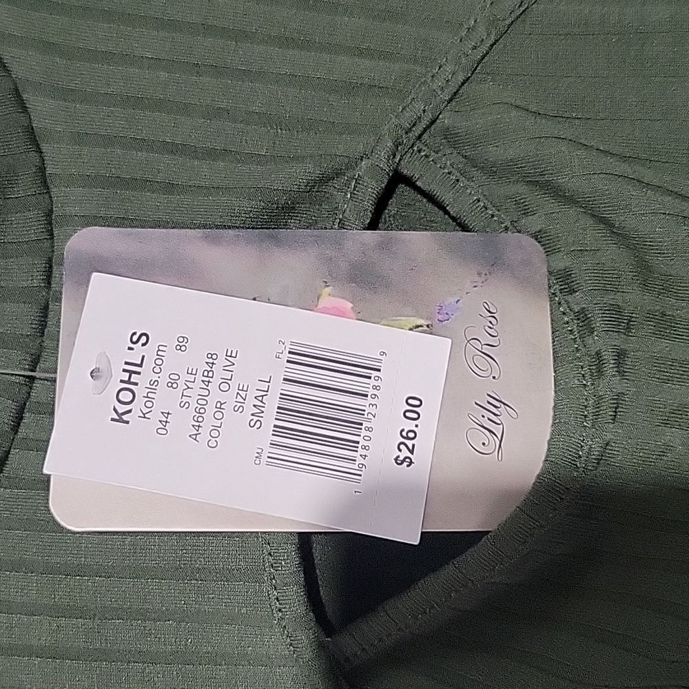 LILLY ROSE Small Ribbed Olive Crop - Picture 7 of 10